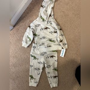 New 18m carters set